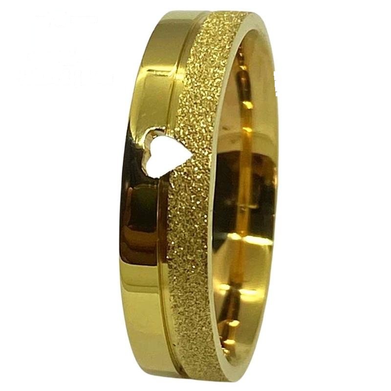 ALIANÇA DE MOEDA 5,0MM QUADRADA DIAMANTADA C/CORAÇÃO VAZADO E 01 FRISO