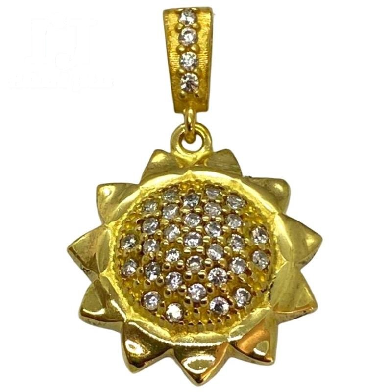 PINGENTE DE MOEDA SOL CRAVEJADO DE TAMANHO 1,7 X 1,7